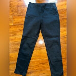 Old Navy cropped Black Pants - size 8